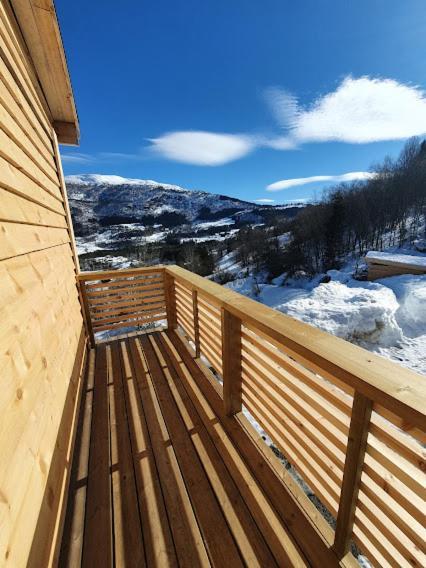 Molden 2-Fjellutsikt Og Jacuzzi Tilgang. Apartment Luster Bagian luar foto